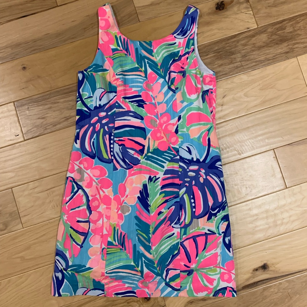 Lilly Pulitzer shift dress. Super cute and great condition!